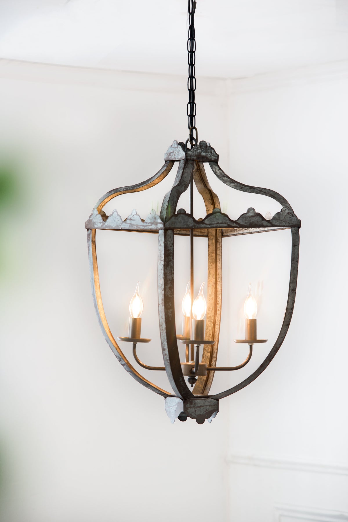 Nia 4-Light Metal Chandelier